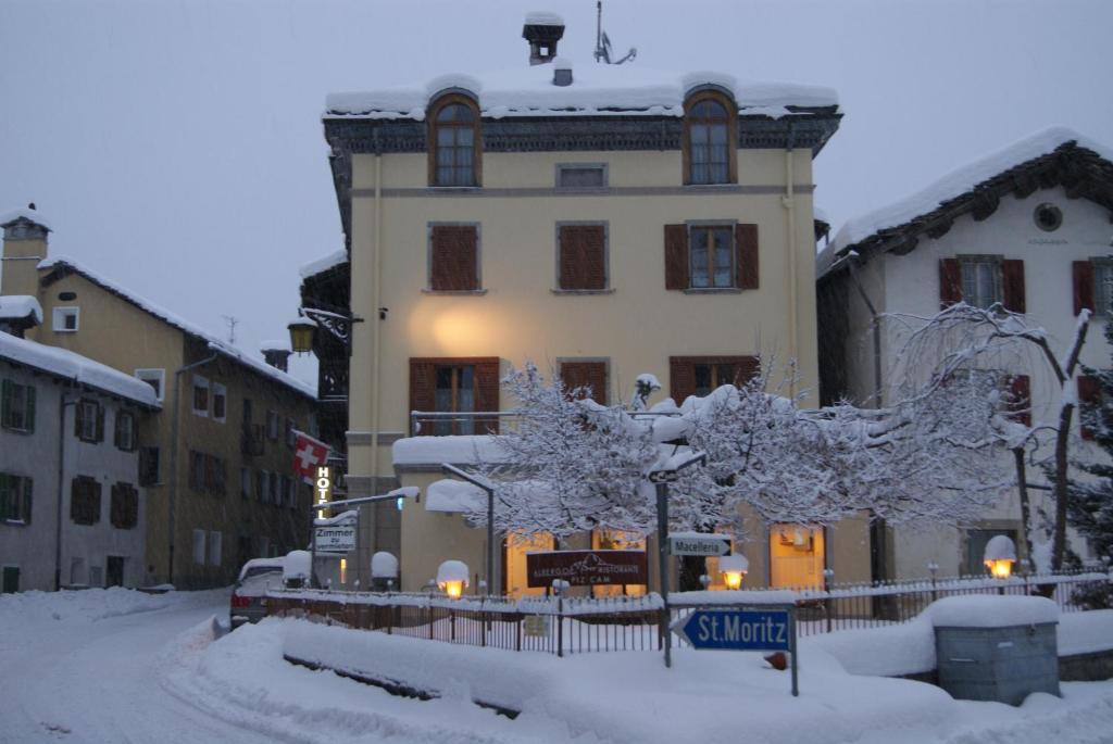 Albergo Piz Cam Vicosoprano Exterior photo