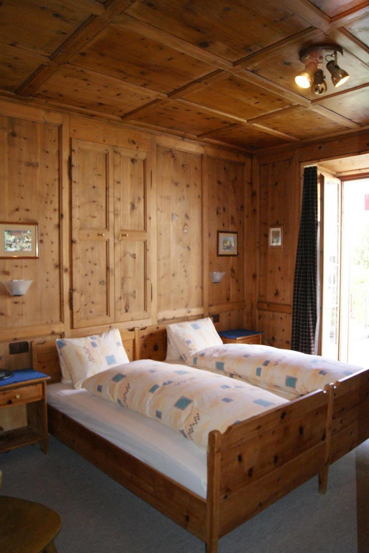 Albergo Piz Cam Vicosoprano Exterior photo